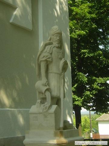 Szent Vendel és Flórián szobrok